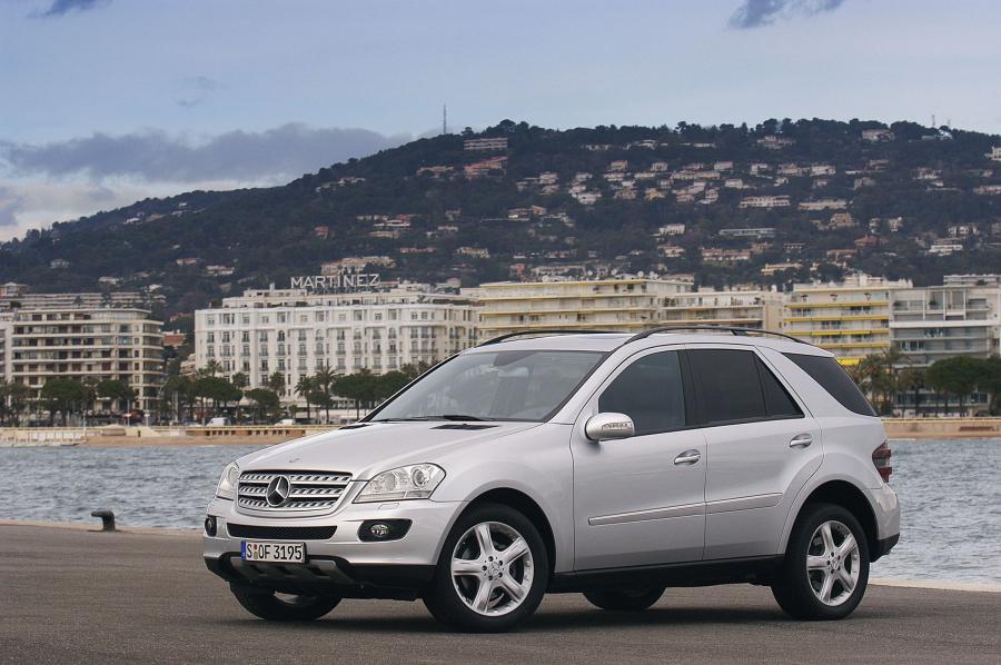  Mercedes-Benz ML-Class 2006 года  (фото 183 из 400)
